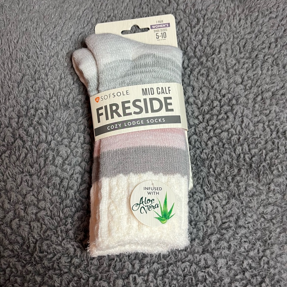 Sofsole Fireside Cozy Lodge Socks women‎ 5-10 infused aloe vera- mid calf